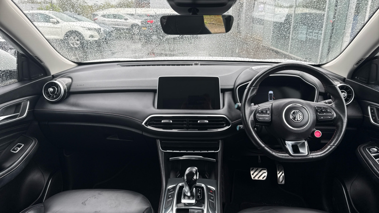 MG Hs 1.5 T-GDI Exclusive 5dr DCT Petrol Hatchback